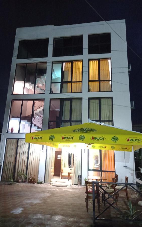 David Hotel Kʼutʼaisi Exterior foto